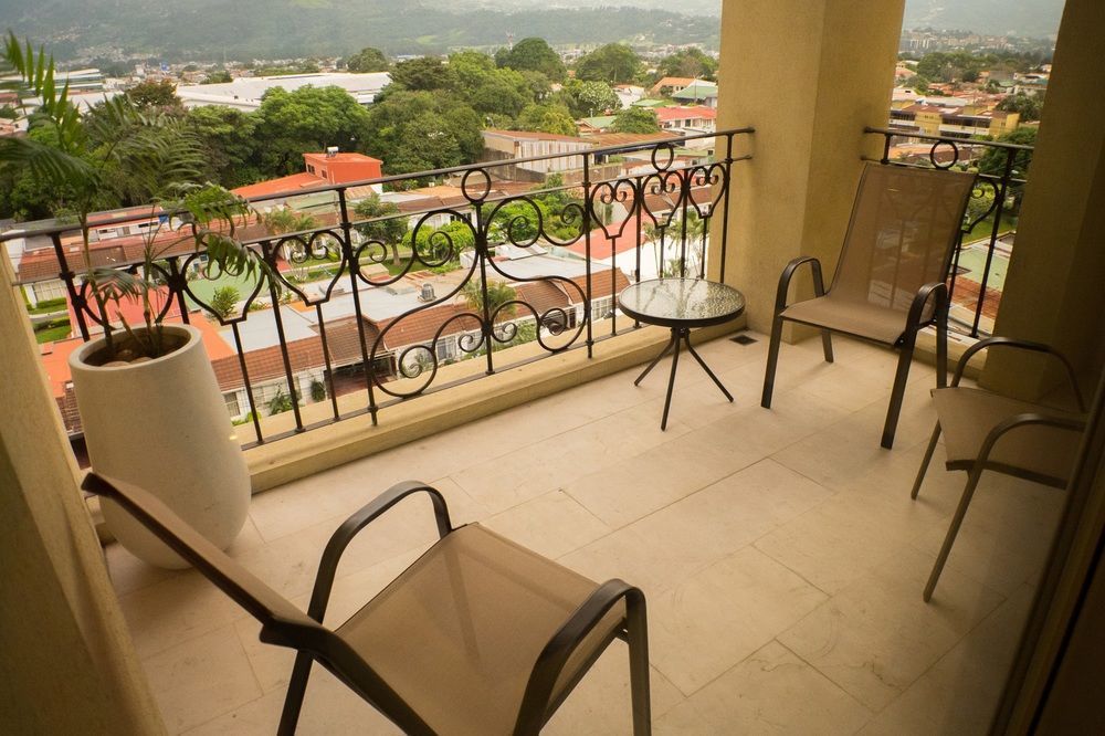 Torres Del Lago Suites And Apartments 산호세 외부 사진