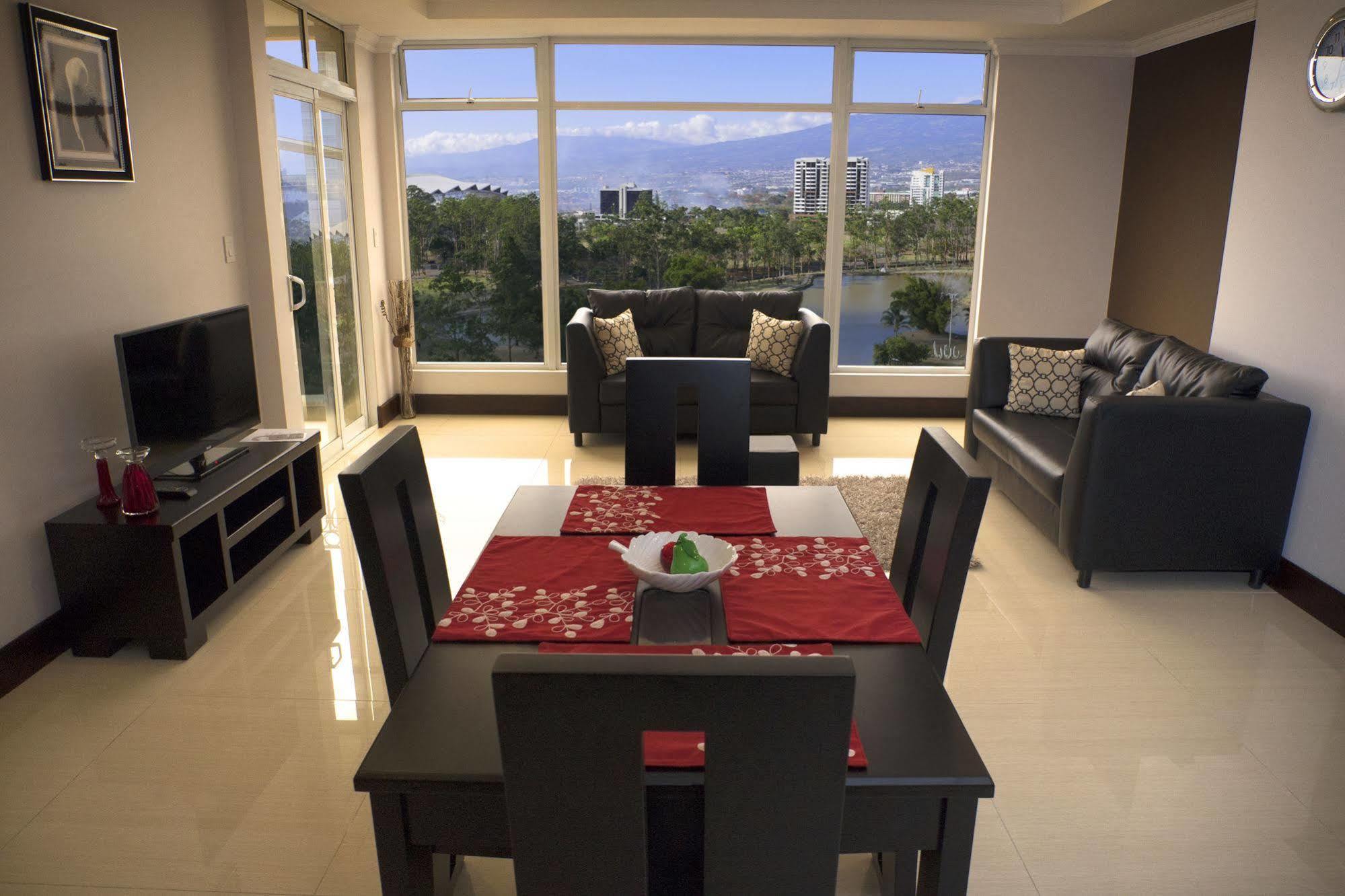 Torres Del Lago Suites And Apartments 산호세 외부 사진