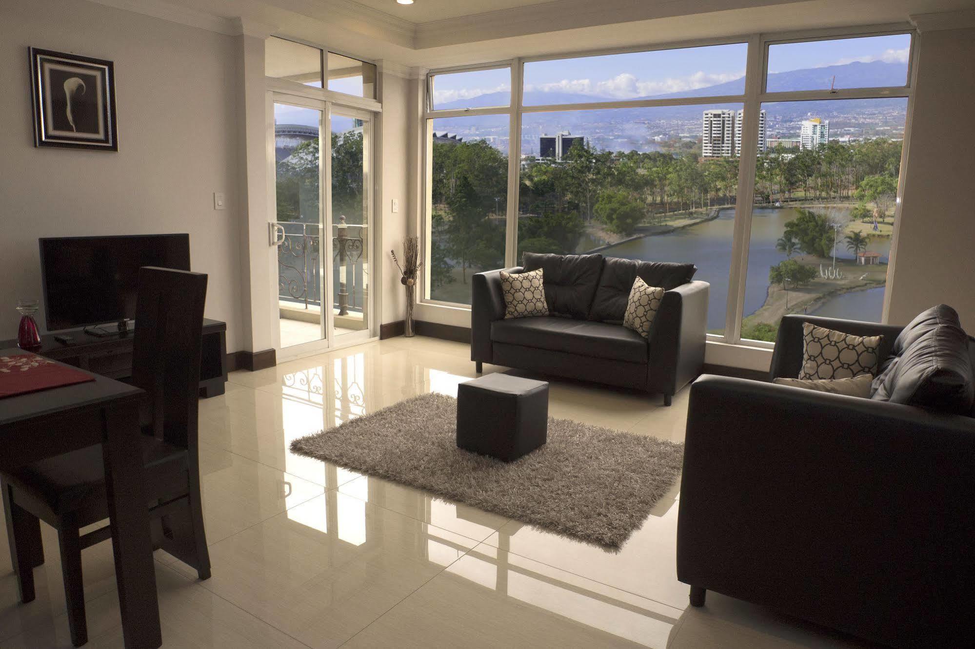 Torres Del Lago Suites And Apartments 산호세 외부 사진