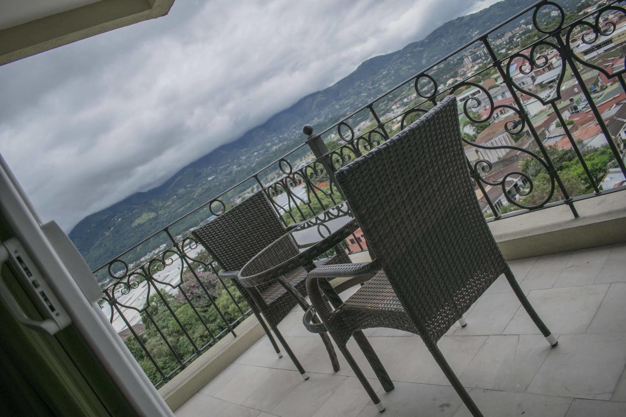 Torres Del Lago Suites And Apartments 산호세 외부 사진