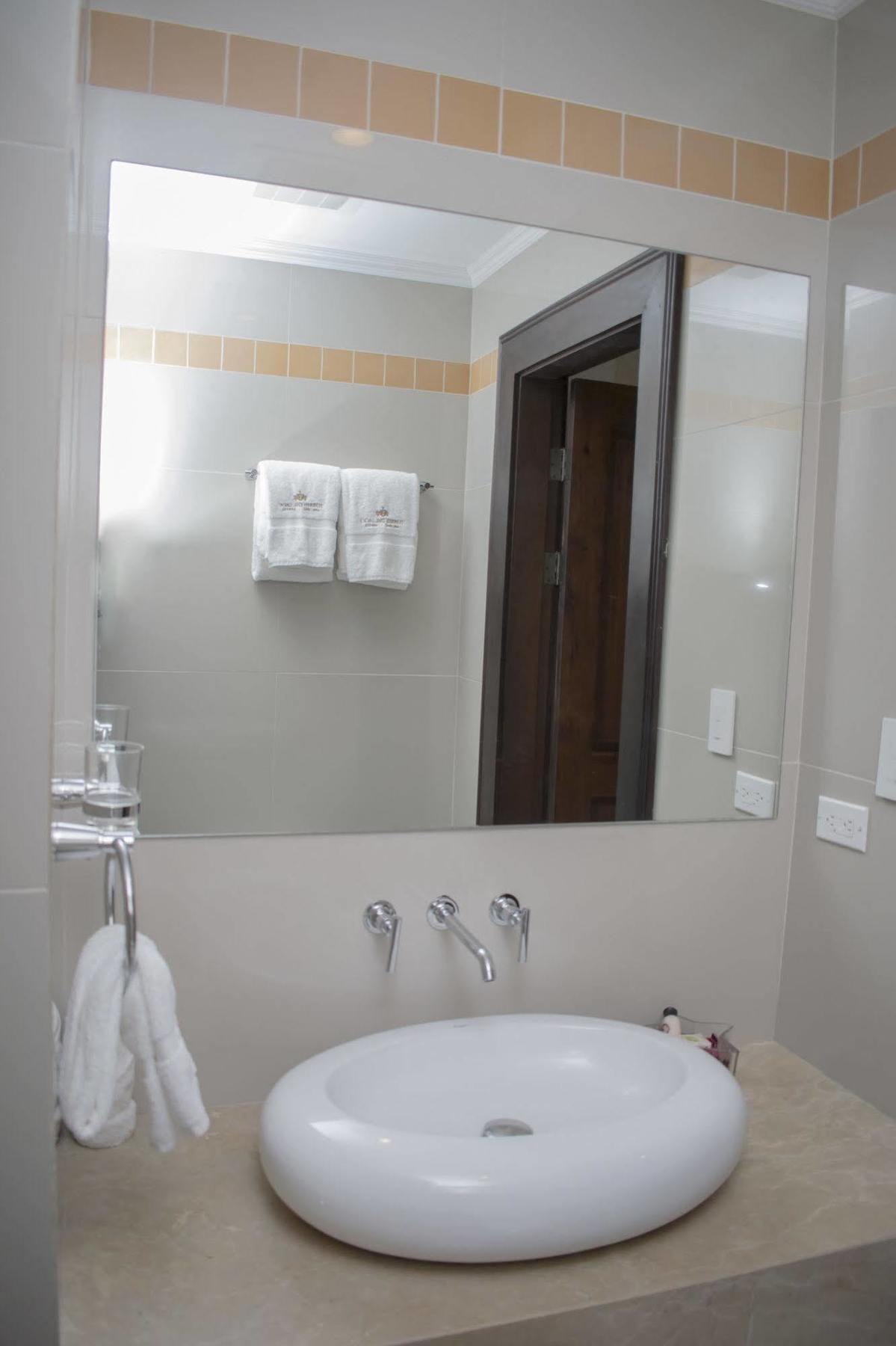 Torres Del Lago Suites And Apartments 산호세 외부 사진