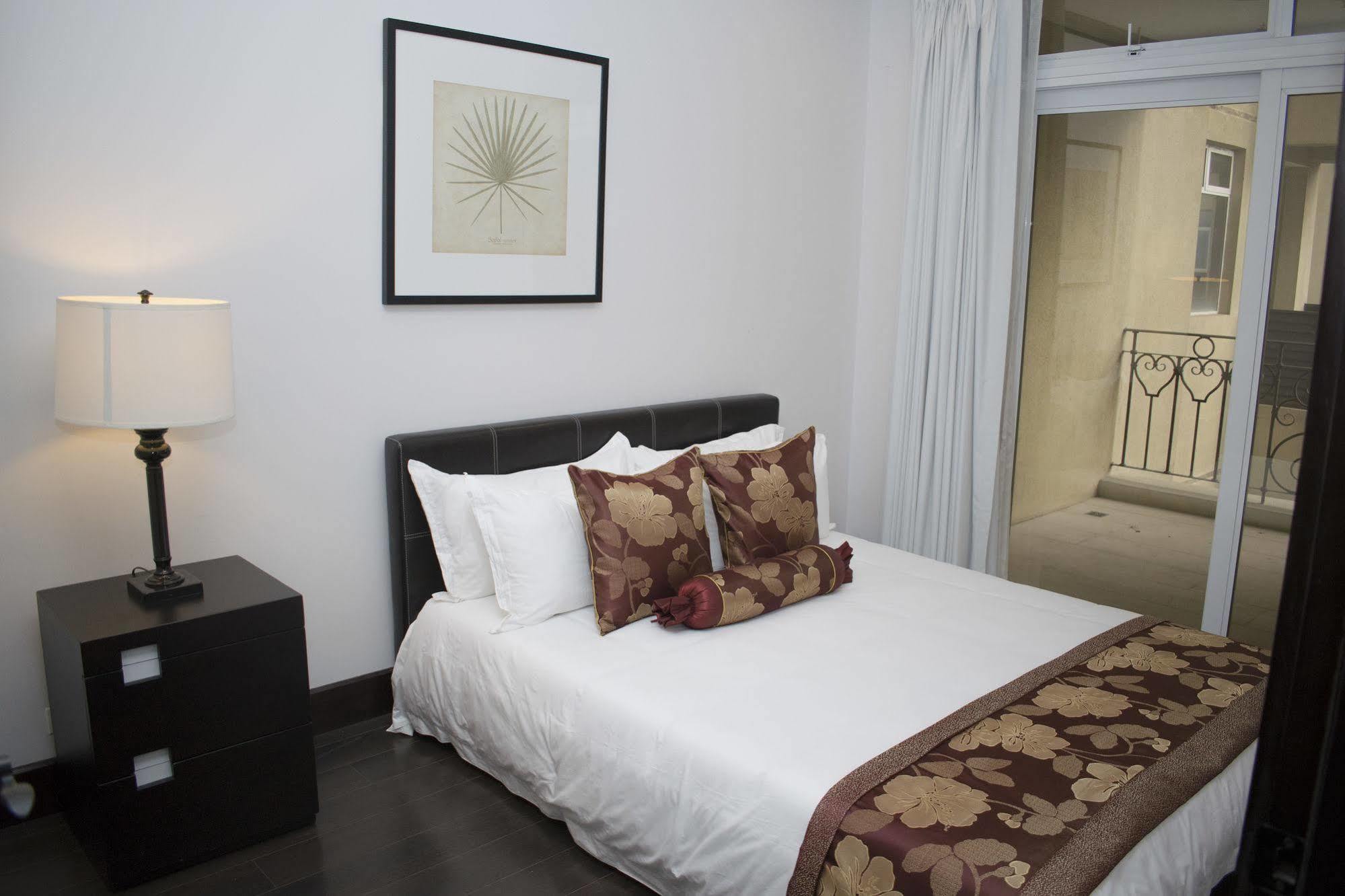 Torres Del Lago Suites And Apartments 산호세 외부 사진