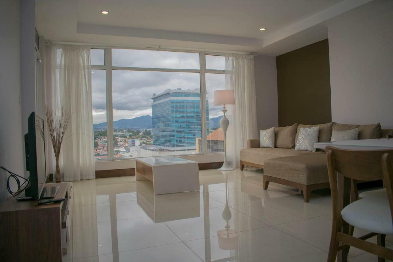 Torres Del Lago Suites And Apartments 산호세 외부 사진