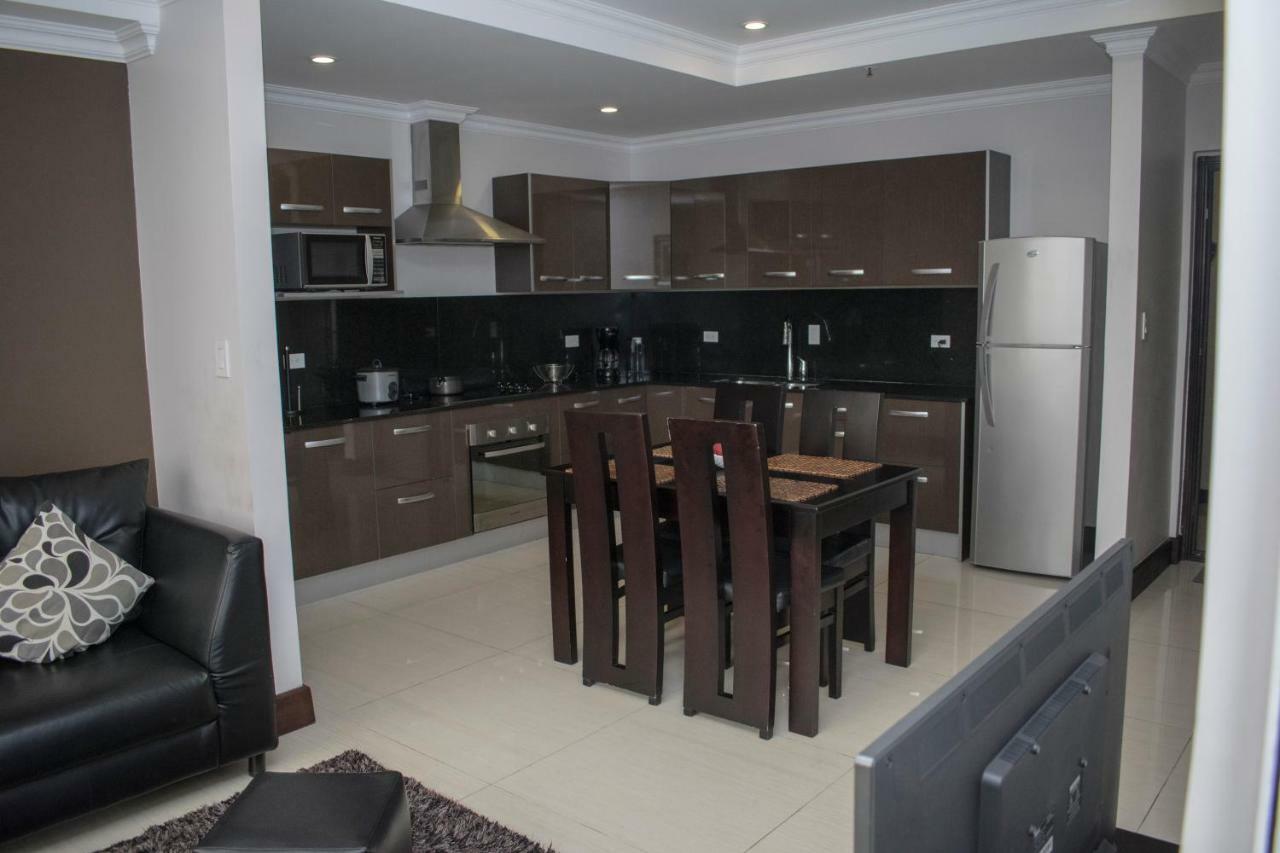 Torres Del Lago Suites And Apartments 산호세 외부 사진